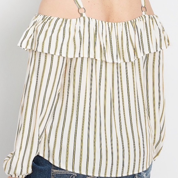 Maurices plus size stripe button cold shoulder top XL - Picture 2 of 6